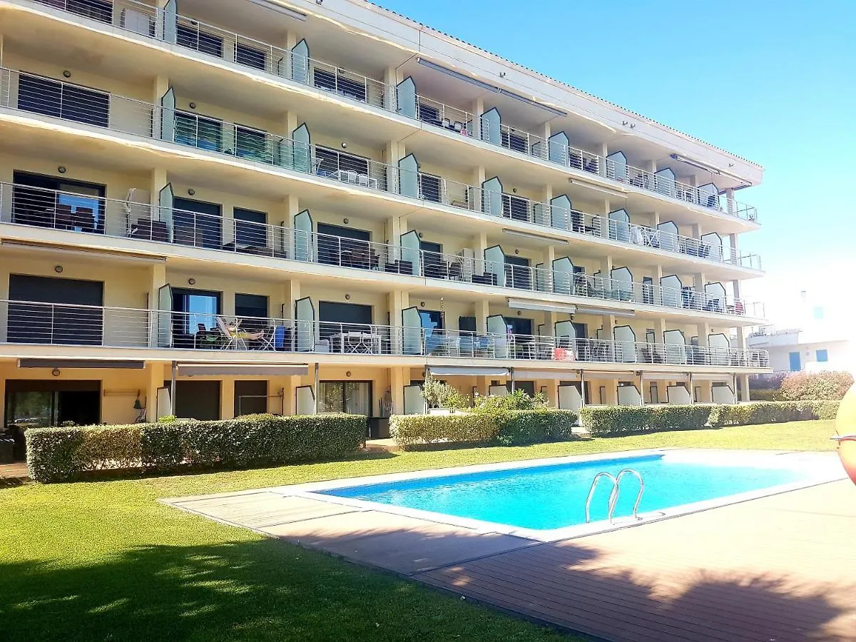 Beautiful Apartment 75M2 With View At The Beach, Pool, Parking Roses Spain