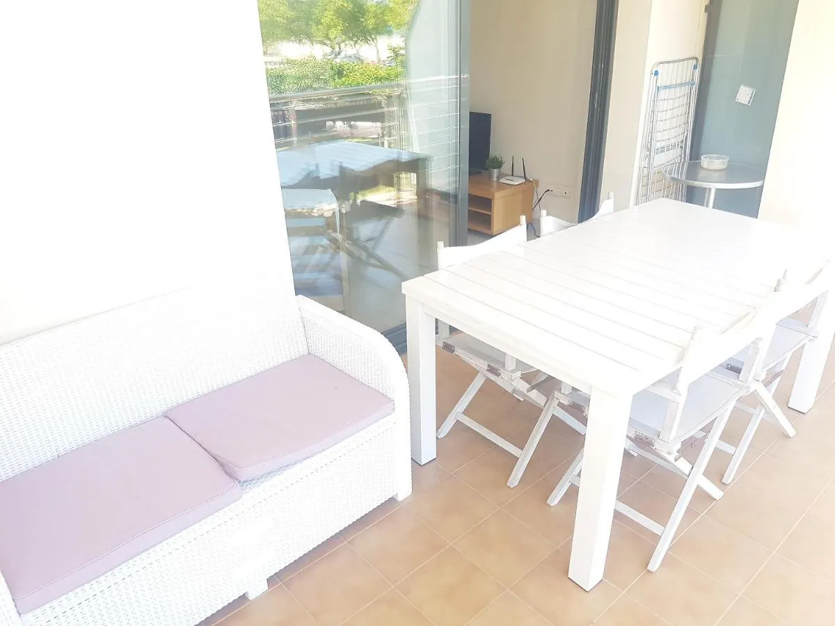 Beautiful Apartment 75M2 With View At The Beach, Pool, Parking Roses 0*,  Espanha